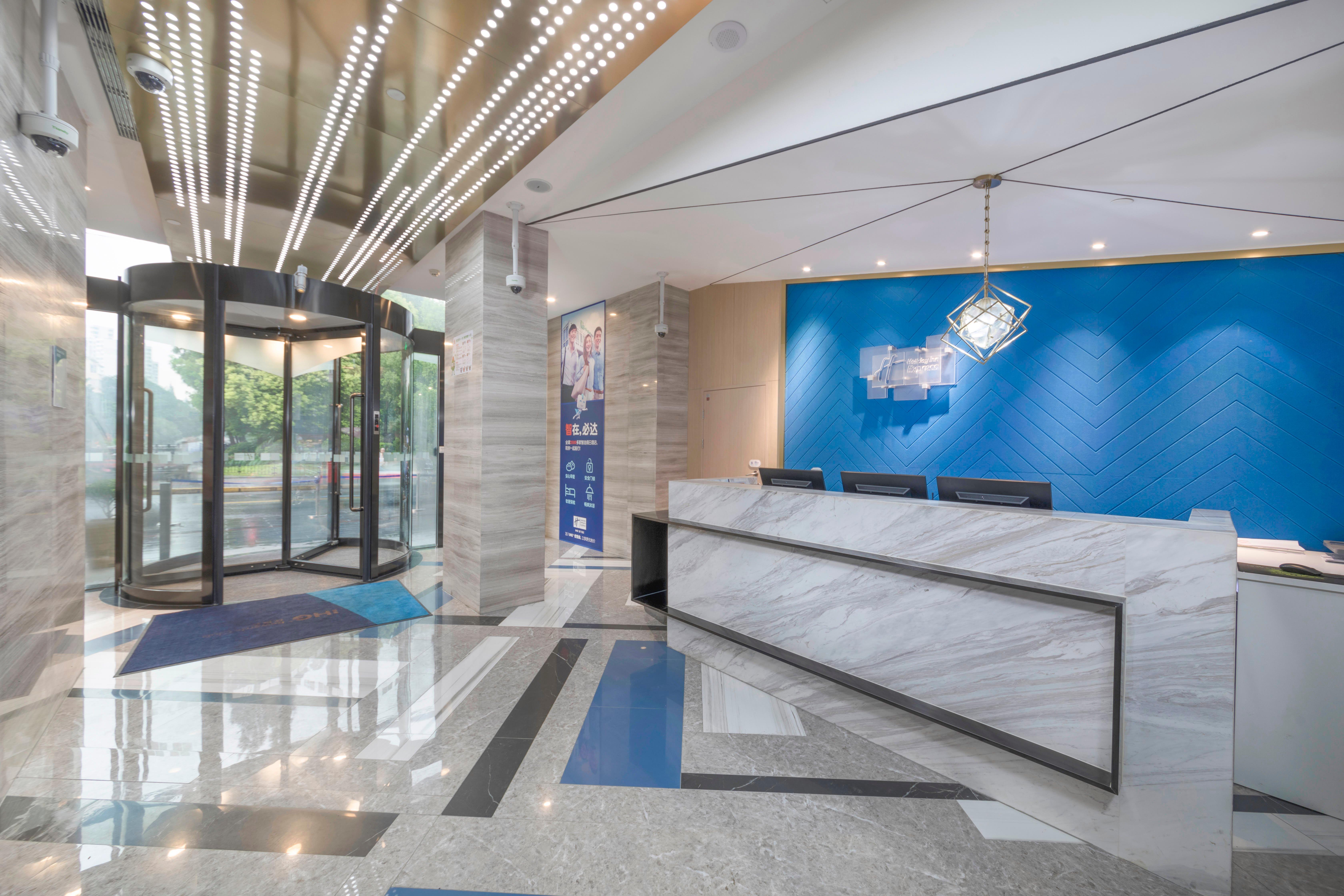 Holiday Inn Express Shanghai Gubei By Ihg Zewnętrze zdjęcie